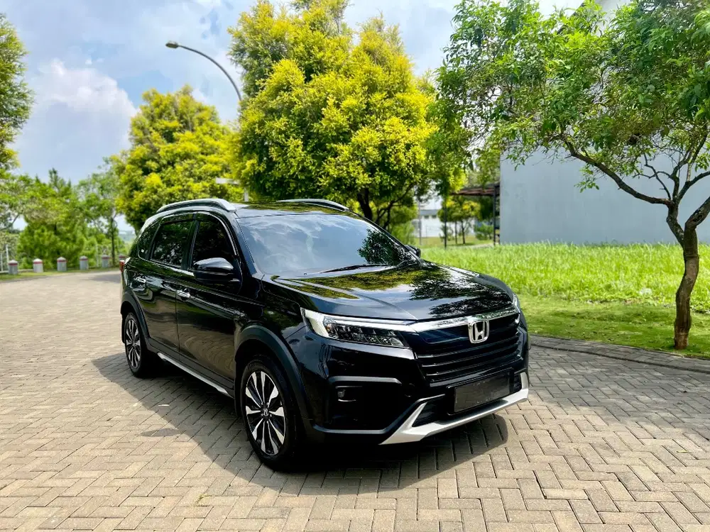 JUAL CEPAT ALL NEW BRV PRESTIGE SENSING 2023 MATIC TIPE TERTINGGI.