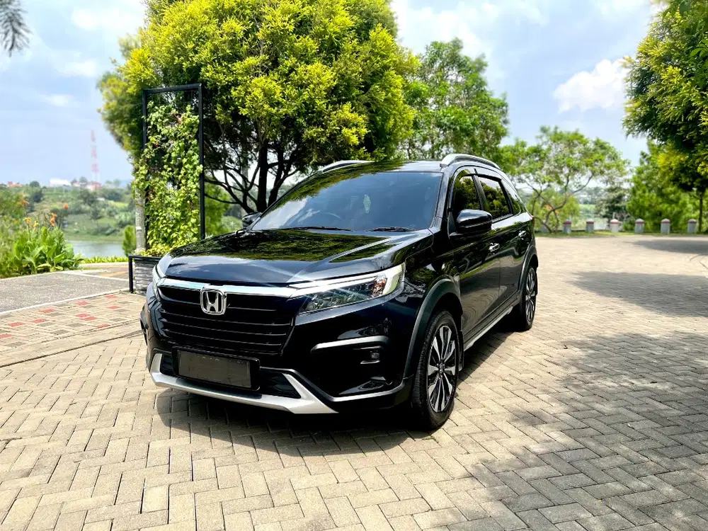 JUAL CEPAT ALL NEW BRV PRESTIGE SENSING 2023 MATIC TIPE TERTINGGI