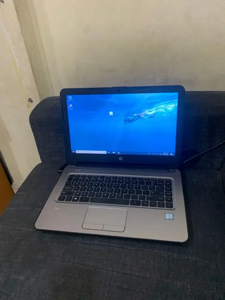 Laptop hp ram 8 intel i5 gen6 ssd 128 normal dan terawat
