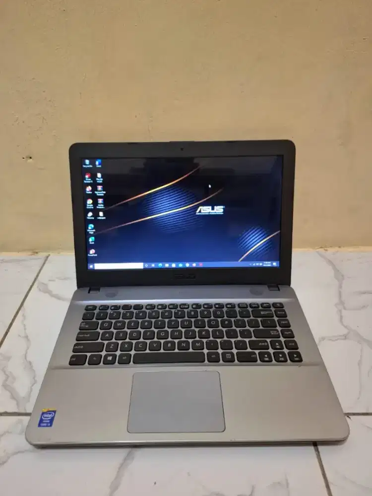 Spesifikasi Asus X441UA