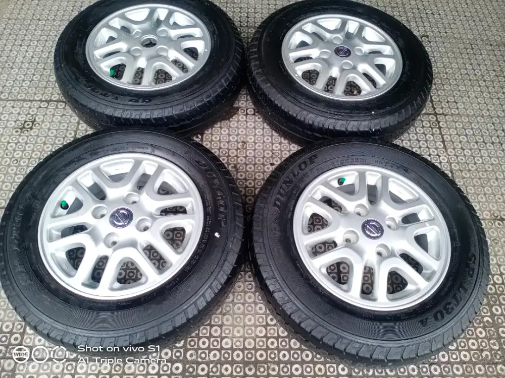 Velg oem Nissan Evalia R14 4x114 untuk avanza xenia futura colt dll