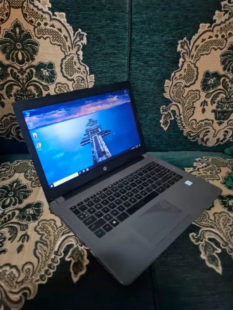 Laptop Hp 240 G6