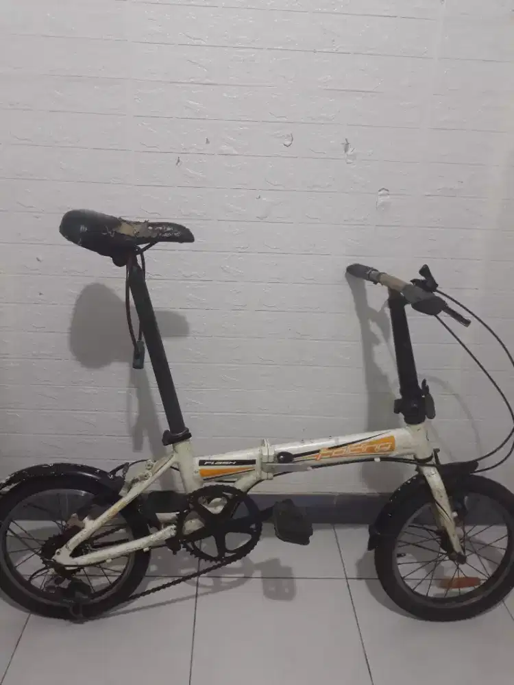 Sepeda lipat element flash uk 16 inch alloy