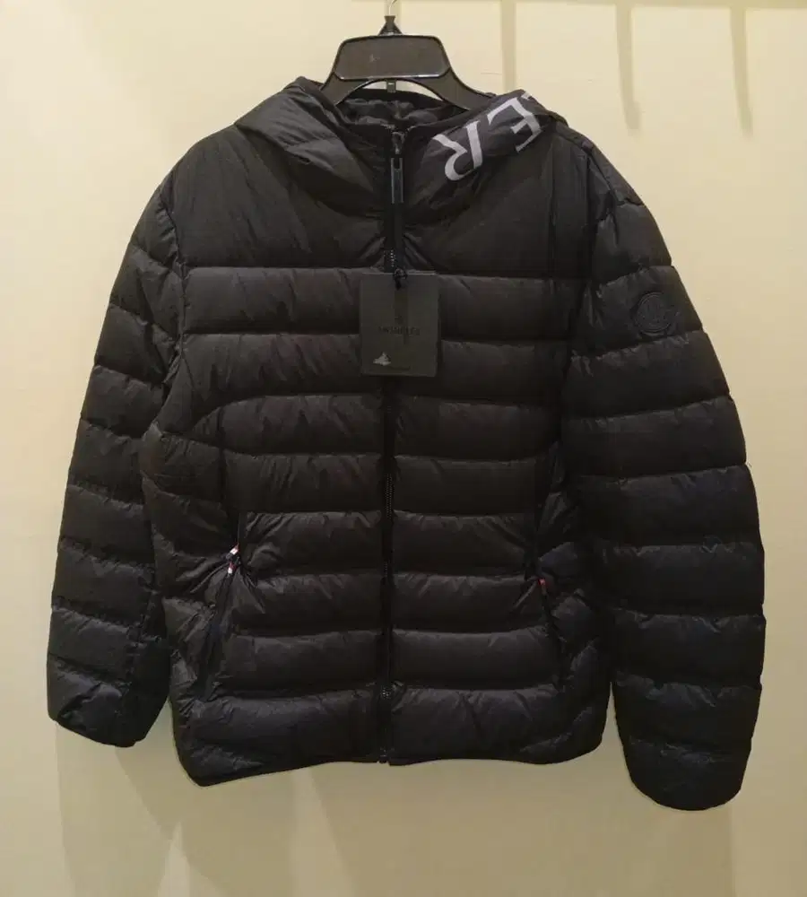 MONCLER DOWN JACKET VERNASCA