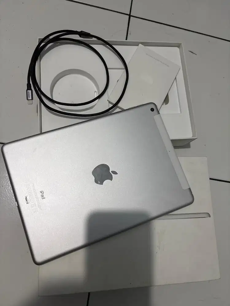 Ipad Gen 5 Cellular WIFI 128gb IBOX