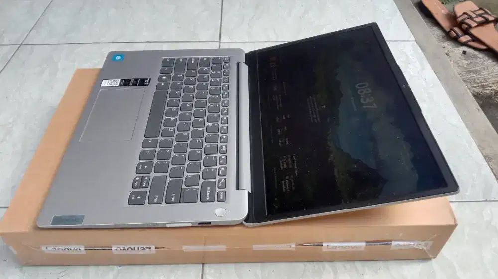 Lenovo IdeaPad 1 14IGL7 9PID Celeron N4020 8GB 256GB 14 W11+OHS21