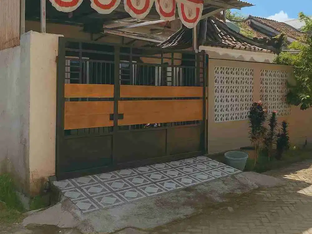 DI JUAL RUMAH ROGOJAMPI