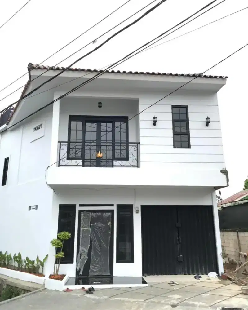 Rumah Gadai Tunggu Pinggir jalan utama