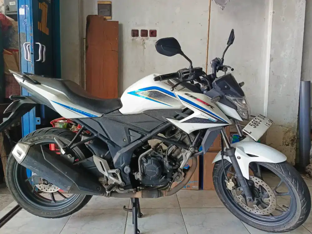 CB150R LED 2015 SUPER HALUS PAJAK HIDUP LENGKAP