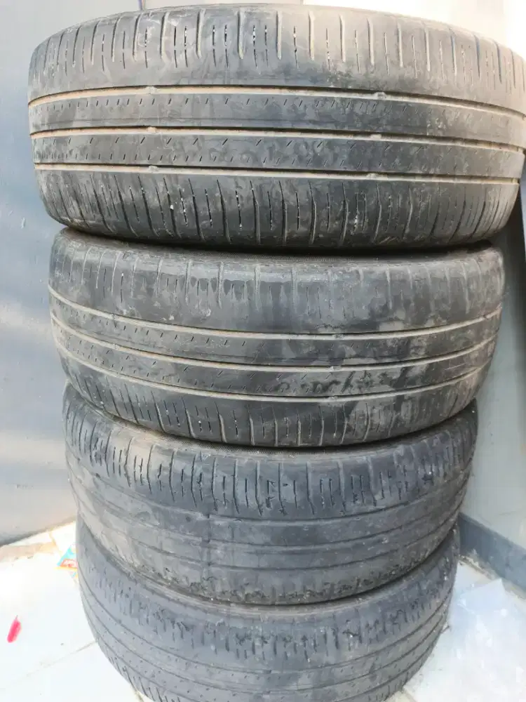 Ban Bekas Expander Cros 205/55 R17