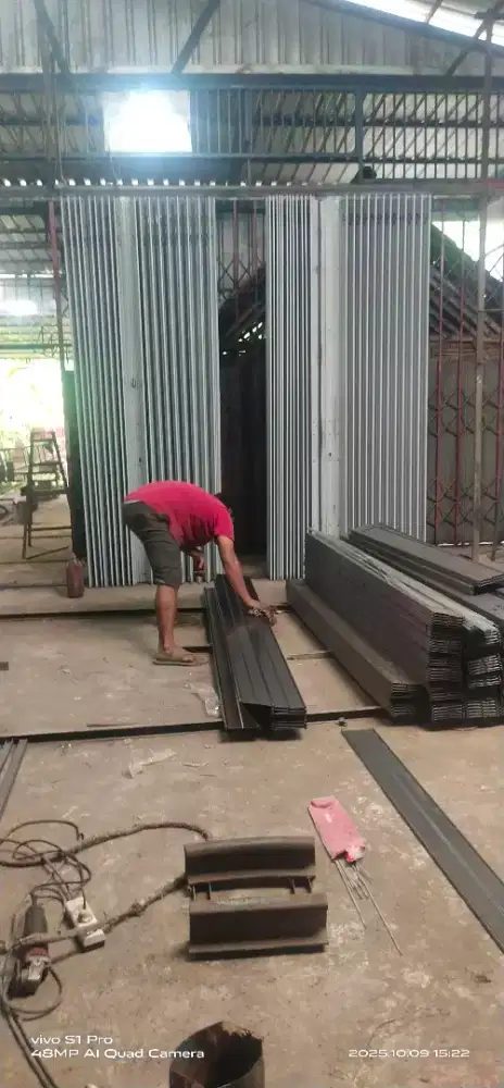 pintu harmonika