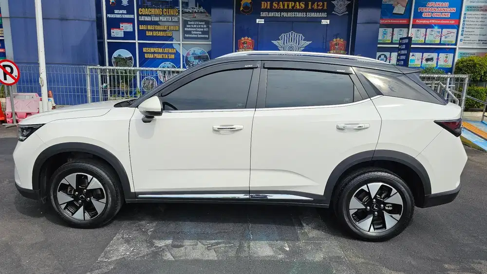 Wuling Alvez 2023 Bensin