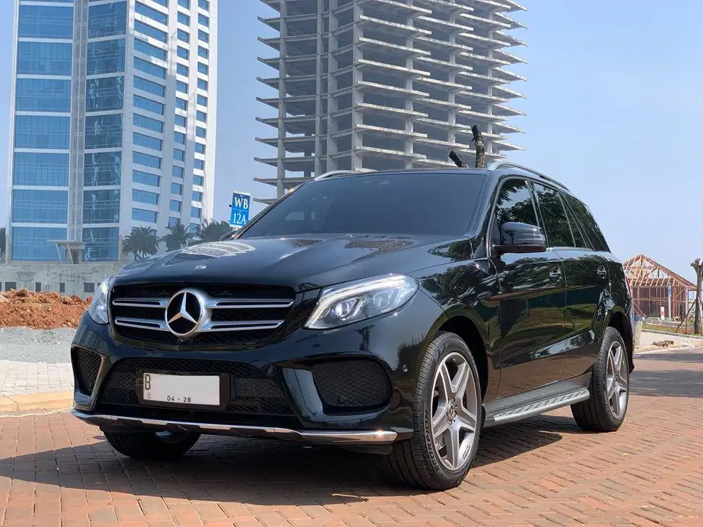 (CASH) Mercedes Benz GLE 400 AMG 2018