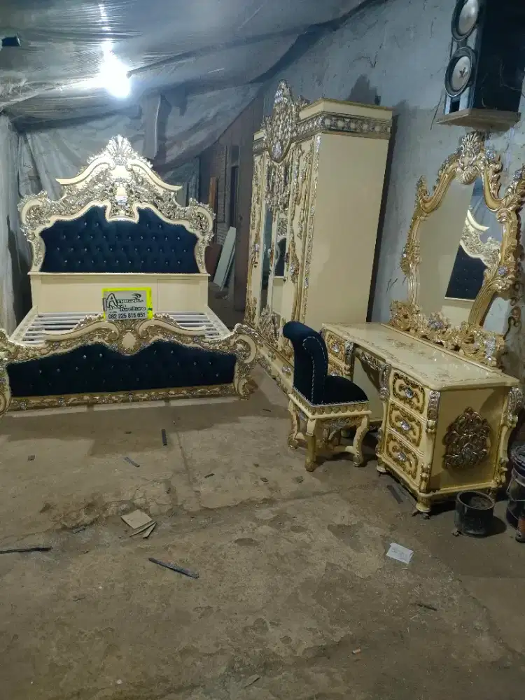 Tempat tidur dipan set kamar ukiran full kayu jati