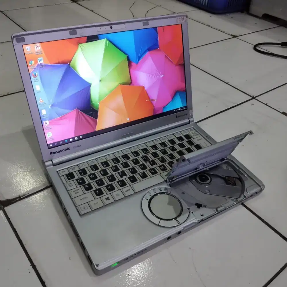 Jual laptop Core i5 bergaransi panjang