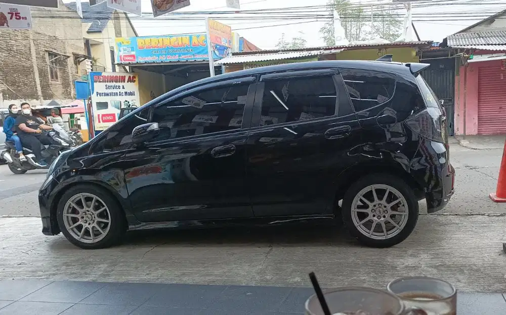 Honda Jazz 2010 Bensin