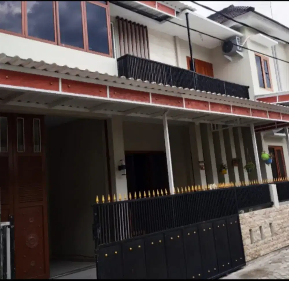 Di kontrakan rumah nyaman lingkungan aman