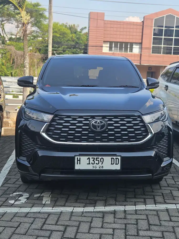Innova Zenix G cvt 2023/2024 Like New