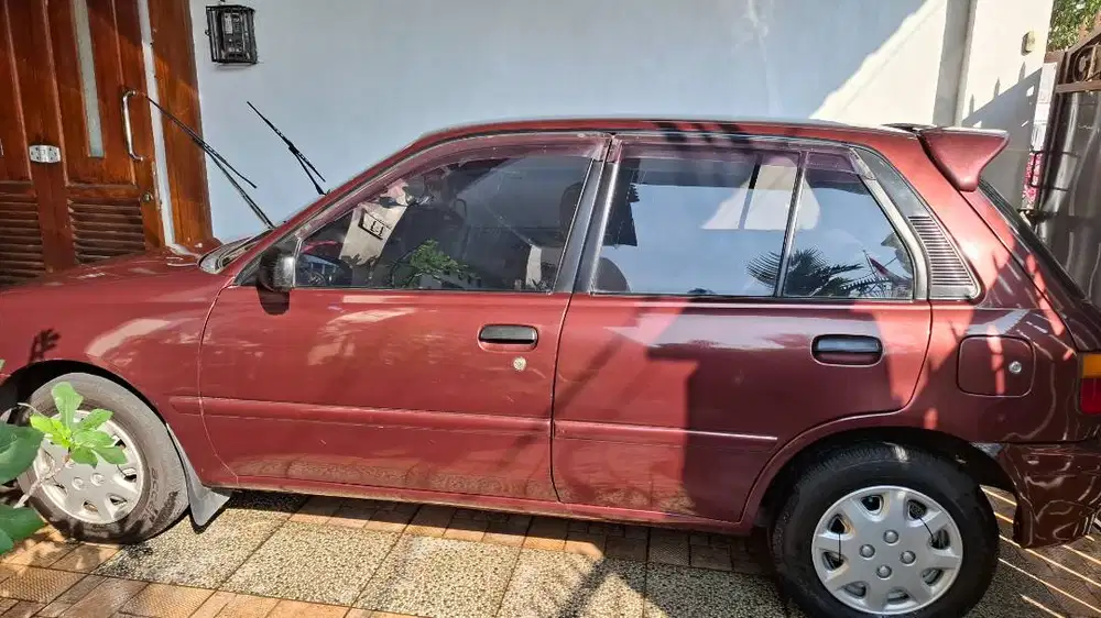 Toyota Starlet antik dan irit 1000 cc