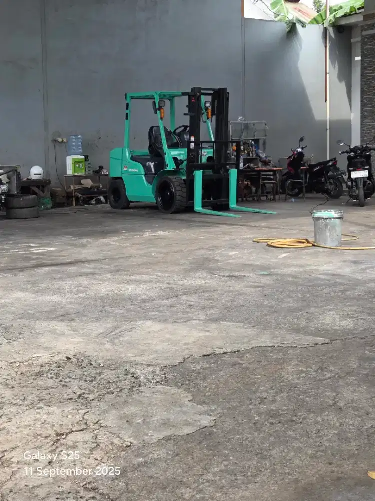 Mitshubhisi 3ton 3m