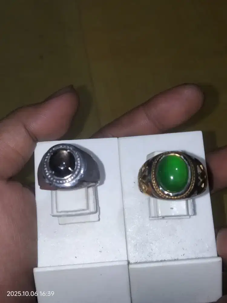 Black sapphire & giok Burma Tipe C