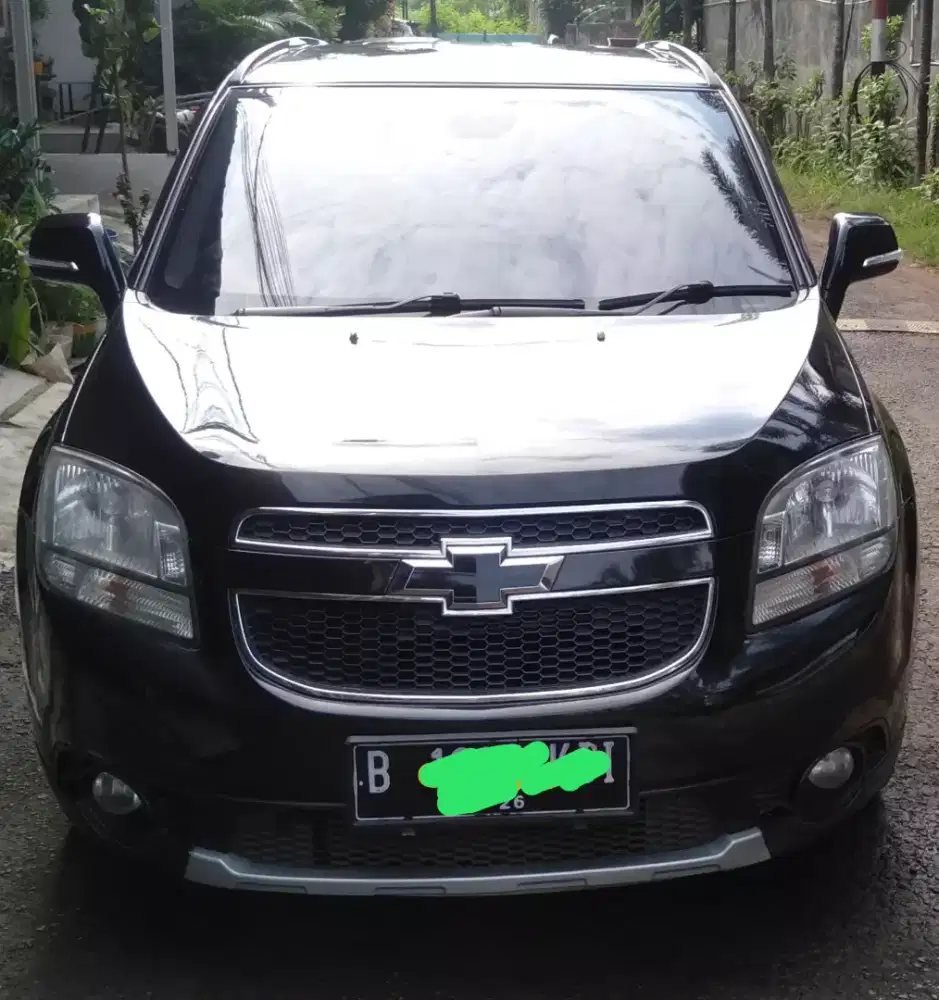 Chevrolet Orlando 1.8 LT 2015 Hitam AT Terawat