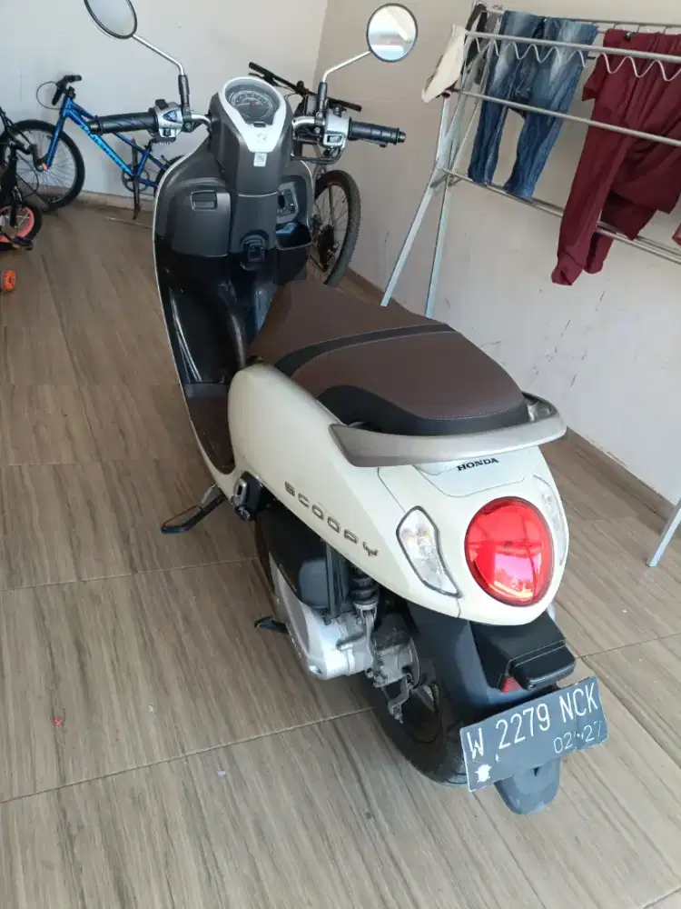 Scoopy keyless kayak baru