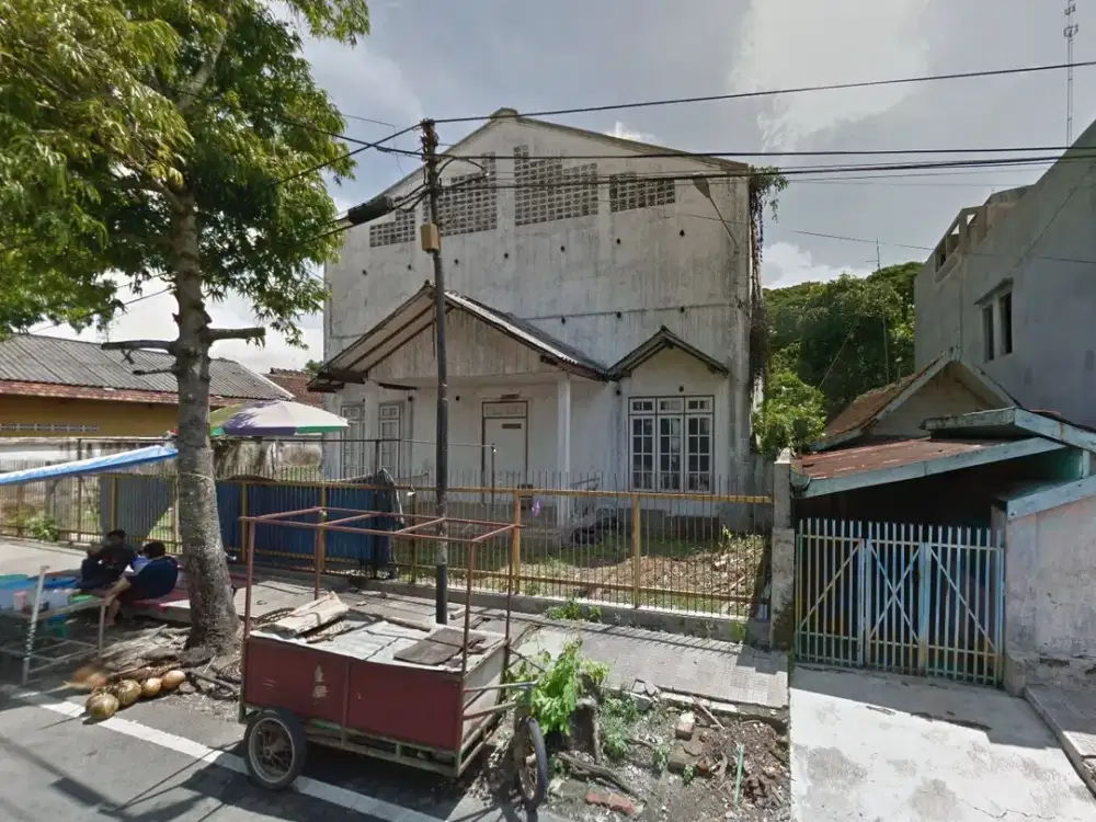 Dijual Ruko Lokasi Tengah Kota di Jl. Sumodarsono Blora