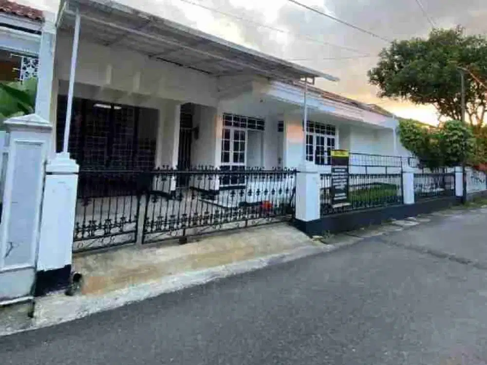 JARANG ADA !!!

JUAL RUMAH DI BUAH BATU KOTA BANDUNG