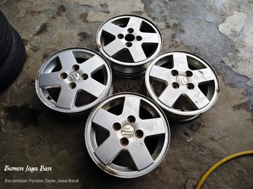 Velg oem suzuki karimun R13 4x100