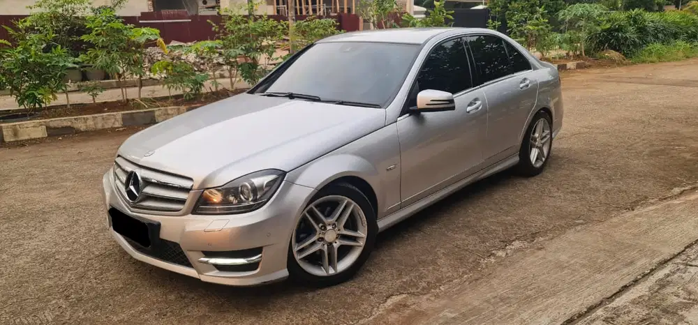 Mercedes-Benz C250 2012 Bensin