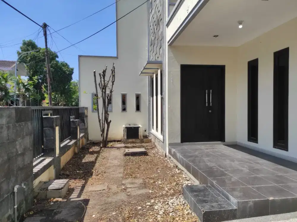 Dijual Rumah Bendul Merisi Selatan