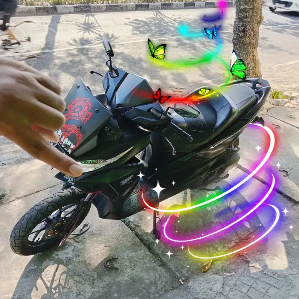 Sepeda Motor Honda Vario 150cc Black