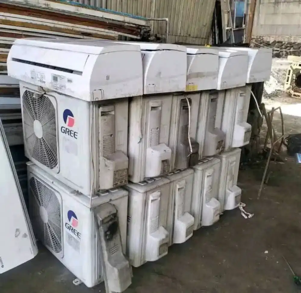Tampung AC rusak