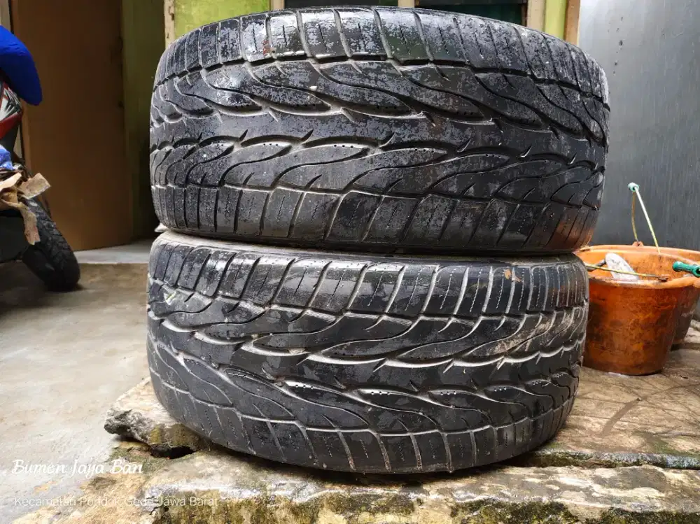Ban 265 35 R22 Toyo proxes ct2