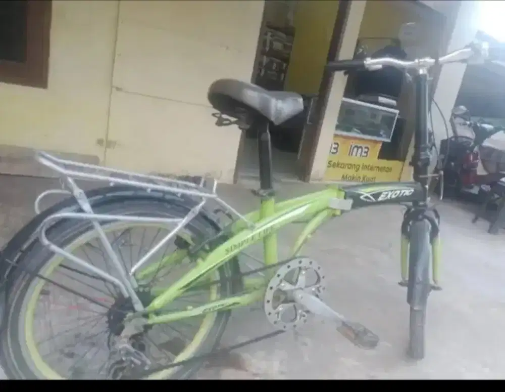 Sepeda lipat exotic ukuran 20