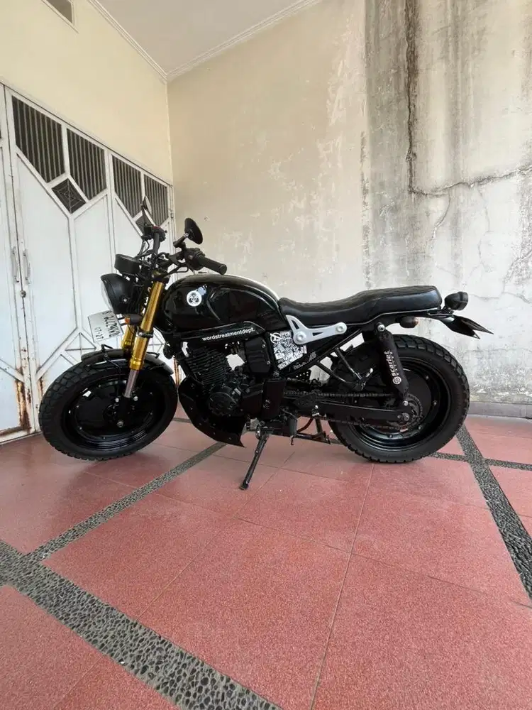 Custom Scramble Yamaha Byson