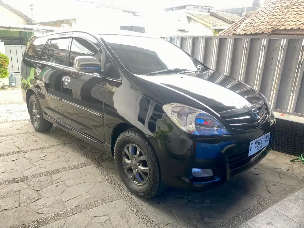 Inova tipe V 2005 metik