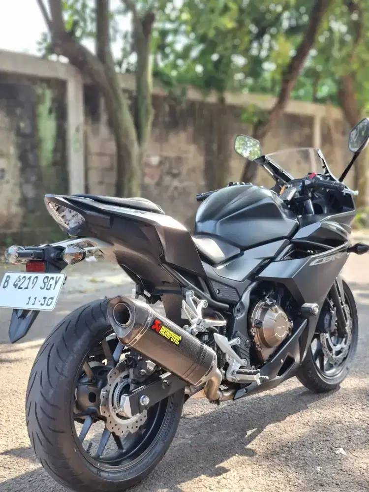 CBR 500R istimewa KM 2800 an saja