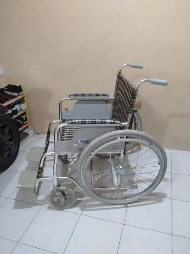 Kursi roda gea alminum