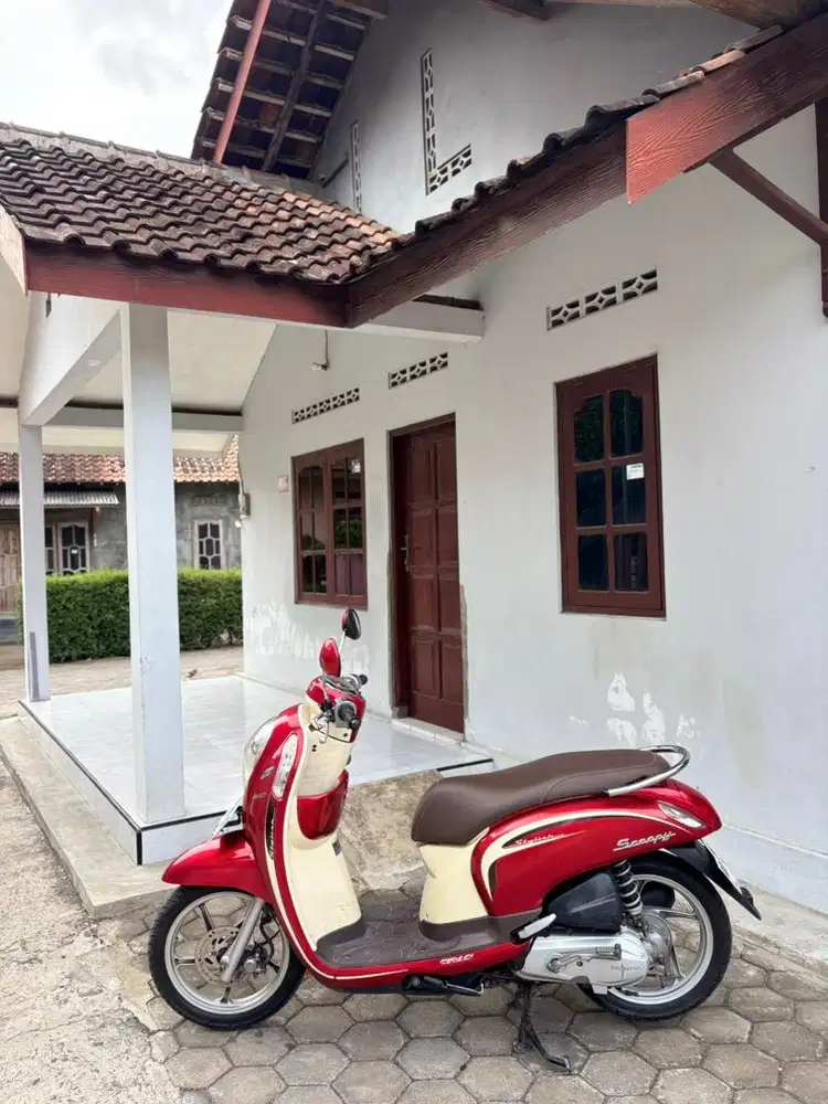 Honda scoopy injeksi 2013 pajak jalan mulus murah
