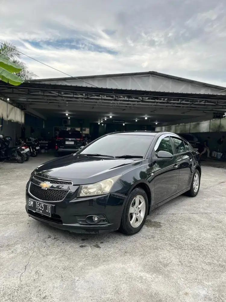 ChevroLet Cruze L 1.8  2011 Automatic km 105 Ribu
