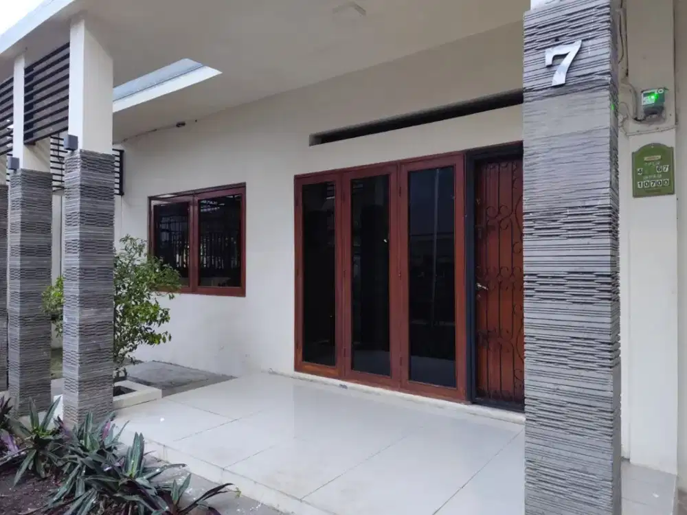 Disewakan rumah area jl sunda kosambi. Pusat kota