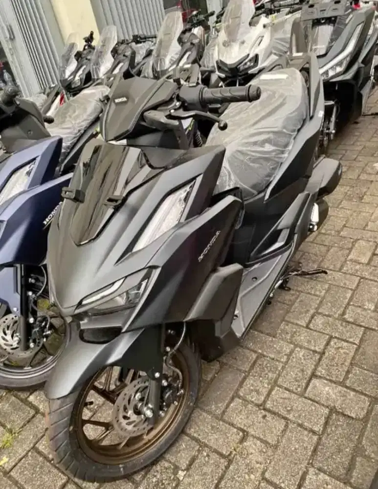 New Honda Vario 160 cash kredit dibantu sampai acc