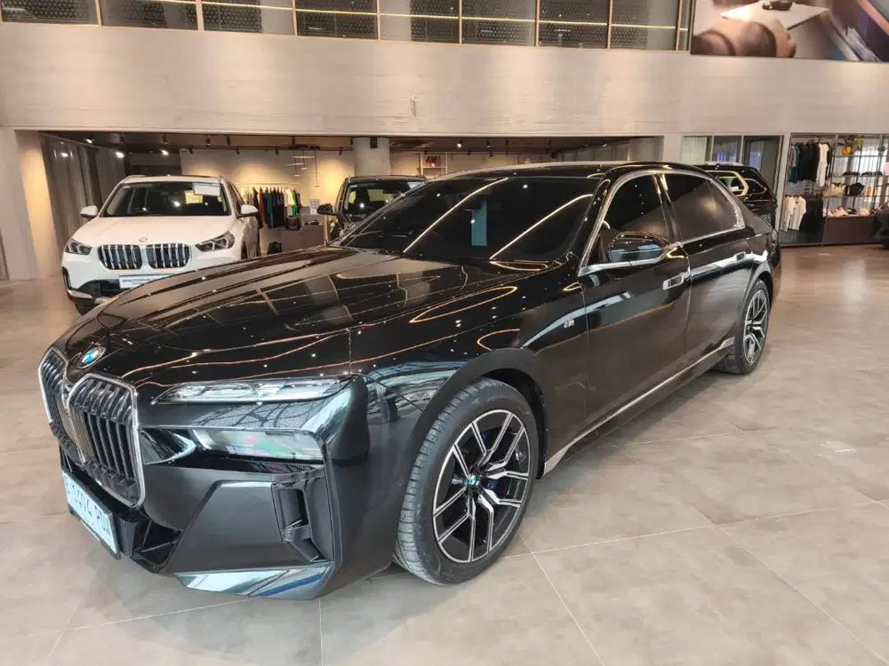 BMW 735i M Sport 2024,Tidak jadi pakai, langsung nama buyer !!