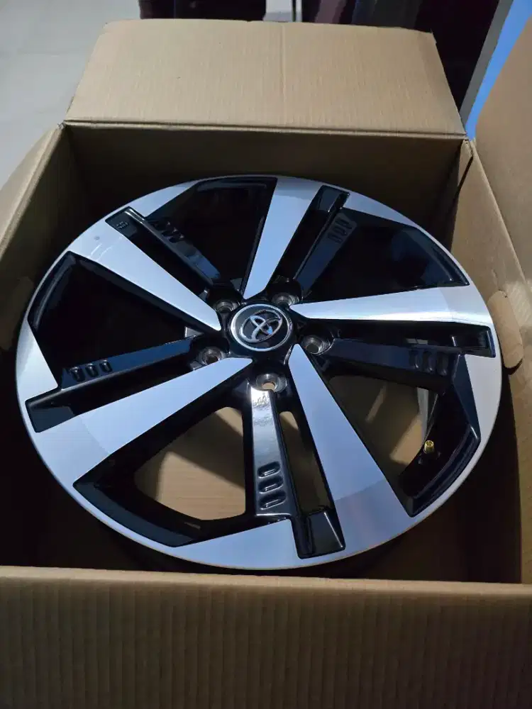 VELG RUSH GR 2025 R17