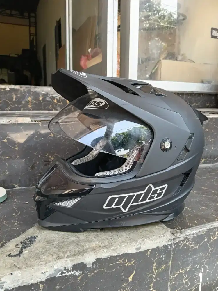 Helm MDS Supermoto