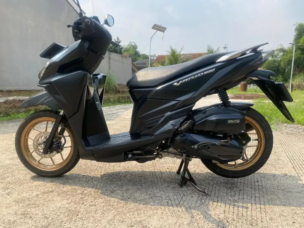 58@:DP:500RB B DEPOK VARIO150LED CBS ISS