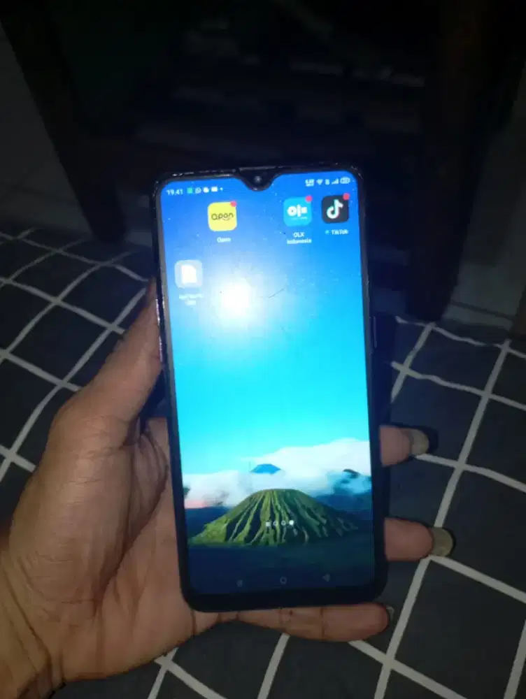 OPPO F9 4/64 PEMAKAIAN CEWEK