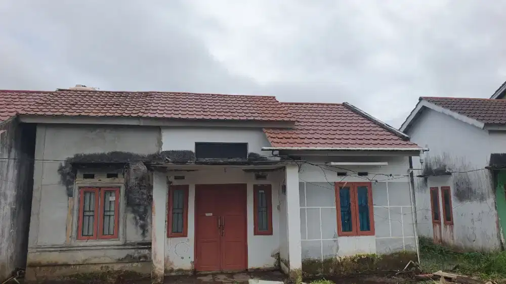 Dijual Rumah Jalan Pemda